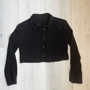 Black long sleeve crop top